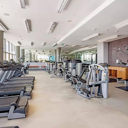 Lovely Upscale High Rise Private Parking & Pool Apartment Лос Анджелис Екстериор снимка